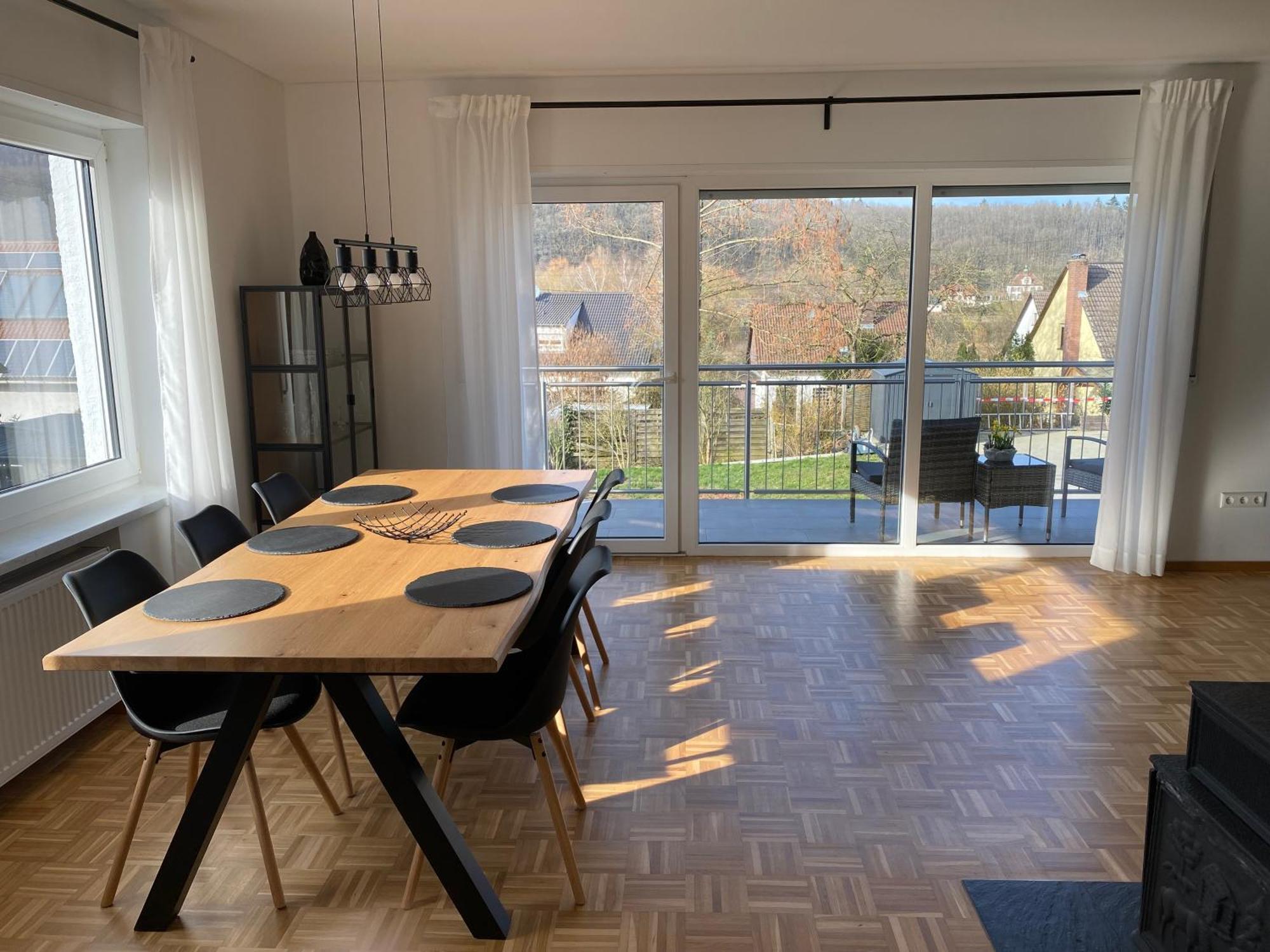 Am Kienbusch - Suedliche Weinstrasse - Erdgeschoss Apartment Annweiler am Trifels